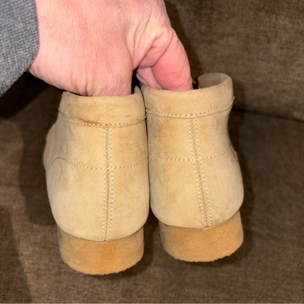 KIDS Tan CLARKS WALLABEEBOOTO Suede High Top Boots Shoes Youth 2.5w new